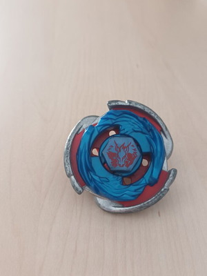 Cosmic Pegasus W105R2F Bayblade like new
