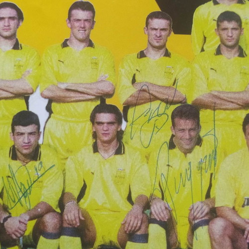 Aris 1999-2000 collectible poster used with player autographs