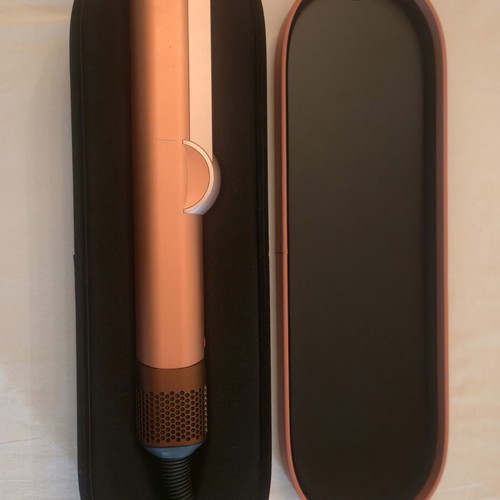 Dyson Airstrait wet to dry straightener like new