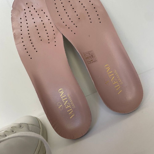 Valentino Garavani V-LOGO leather sneakers like new, size 37, white