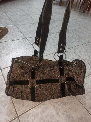 Small gym bag like new with long suede straps and inner pocket black-brown