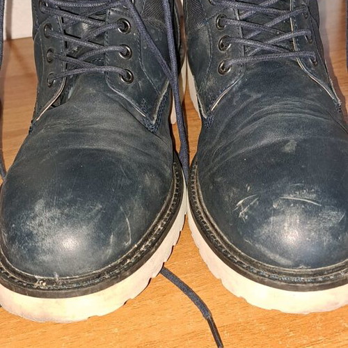 Men's boots used, size 42
