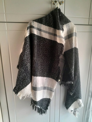 Pashmina 100 polyester new