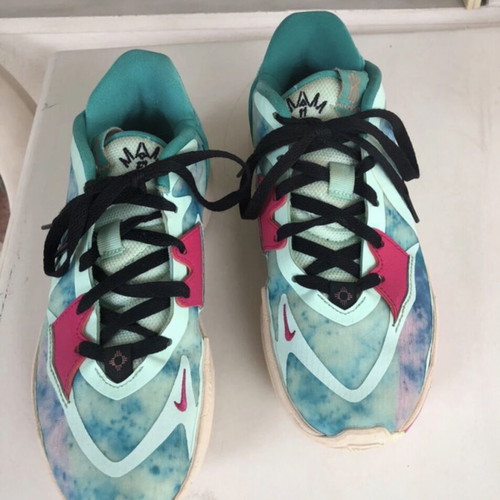 Nike Kyrie Low 5 "Community" sneakers used, women's size 38, turquoise