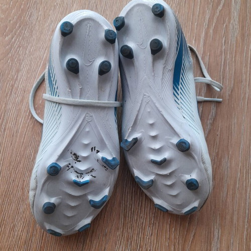 Nike football shoes size 32, blue