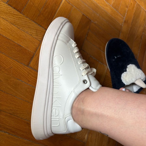 Calvin Klein women's sneakers like new, size 40, white