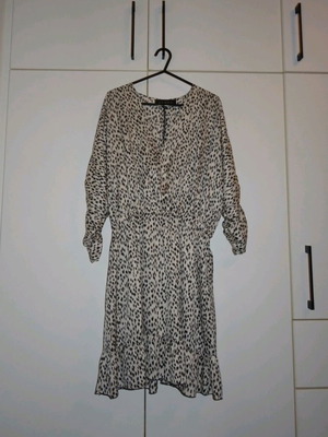 Lynne Airy Dress New, White Multicolor, Size 38