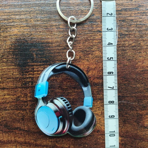 Keychain with 2D headphones design new, multicolored