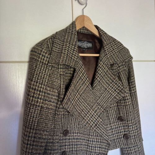 Jacket used, fits M/L
