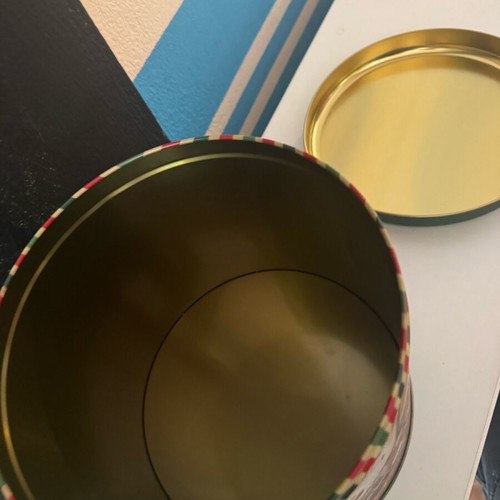 Christmas metal boxes like new, set of 2 large