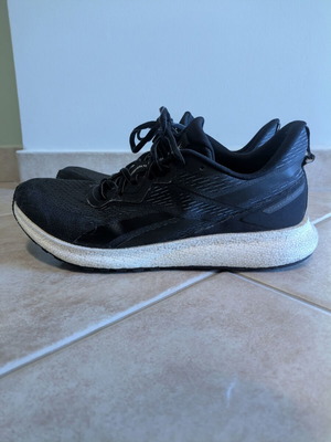 Reebok Forever Floatride Energy running shoes size 44
