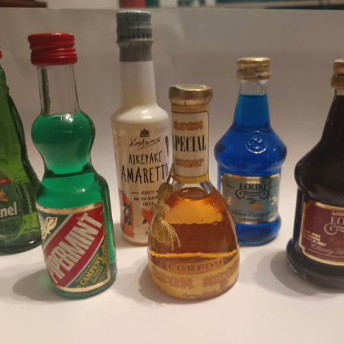 Miniature liqueurs, pack of 6, 50ml