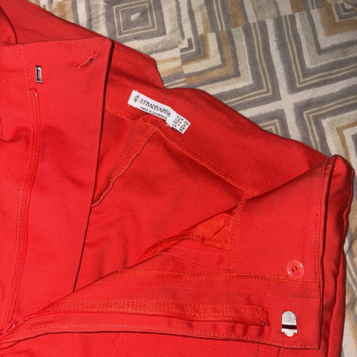 Stradivarius high waist red shorts, size M