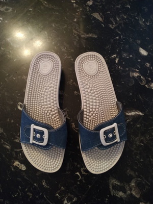 Italian massage slippers size 37 used, blue