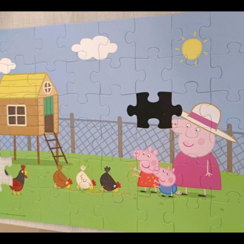 Peppa Pig puzzle used, 48 large pieces with missing parts