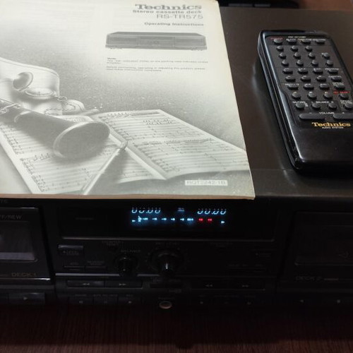 Technics RS TR 575 double cassette deck like new with remote