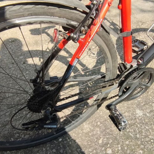 Ideal Crossmo men's trekking bike used, 24-speed Shimano, size L, red