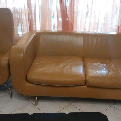 Minotti leather sofa and two armchairs like new