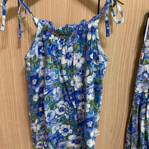 Attrattivo Little Ones summer set size 5/6 years blue floral like new