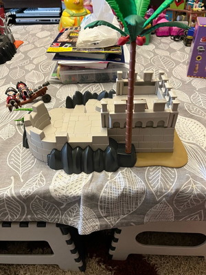 Playmobil Pirates Small Harbor Guard Fort used