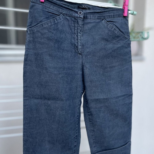 Sisley Capri pants, soft quality denim, like new, waist 74-76cm