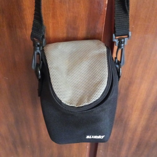 BlueSky camera carrying bag like new, black with gray detail