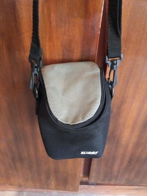 BlueSky camera carrying bag like new, black with gray detail