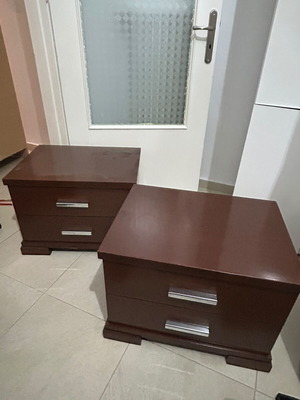 Κομοδίνα κρεβατοκάμαρας, ξύλινα, 60x43 εκ.