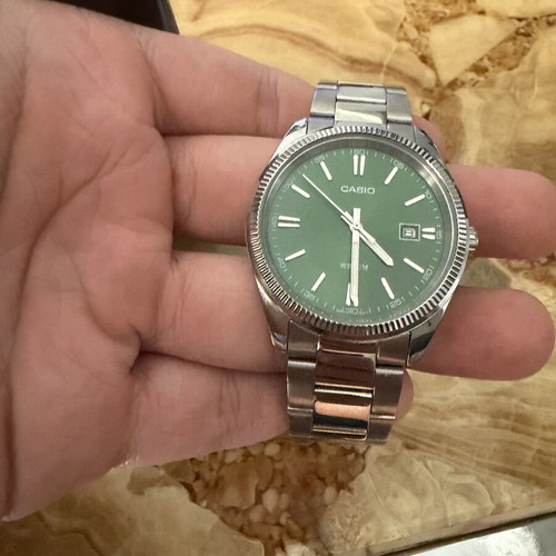 Casio men's watch like new