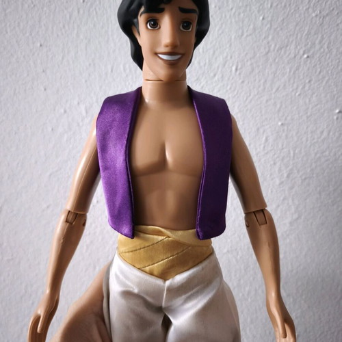 Disney Store Prince Aladdin collectible doll, 32 cm