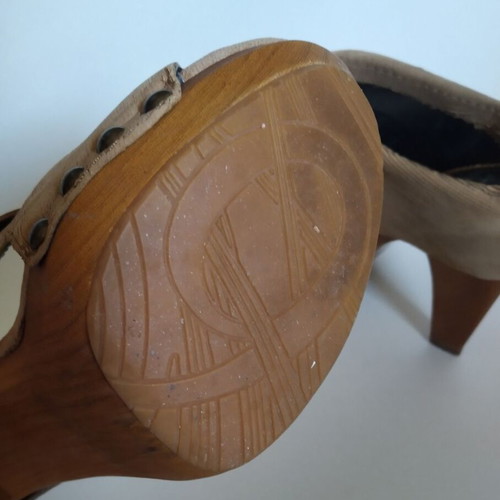 Nine West Peep Toe Mules Size 5.5 Used, Beige Brown Leather