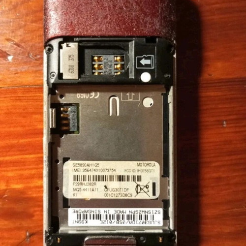 Motorola MQ5 4411-A11 mobile phone used, red