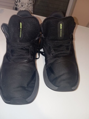 Puma Running Shoes Size 46 Like New, Black