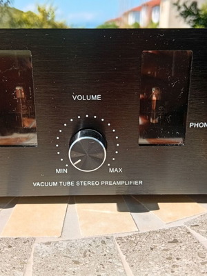 Dinavox TPR-3 Vacuum Tube Preamplifier like new