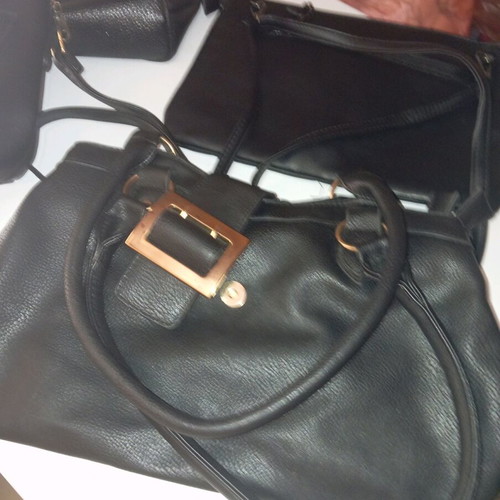 Leather shoulder bags like new, pack of 4, black