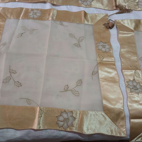 Set of 4 gold beige table linens organza and satin new