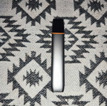 VEEV ONE electronic cigarette like new, fully functional