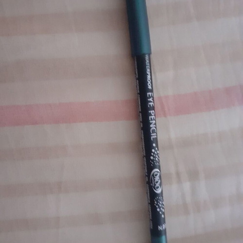 Dido 03 eye pencil in blue color like new