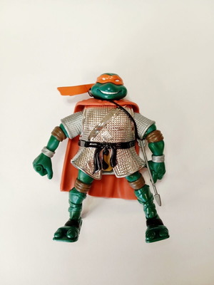 TMNT Michelangelo Ninja Knights 2004 vintage figure Playmates 13cm