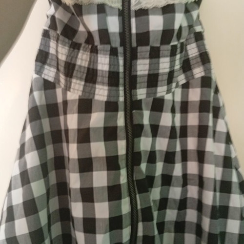 Girly dress Iron Fist M, new, black and white check with lace and tulle