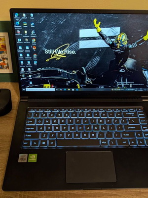 MSI Modern 15 laptop like new, Intel Core i5, 8GB RAM, 1TB SSD