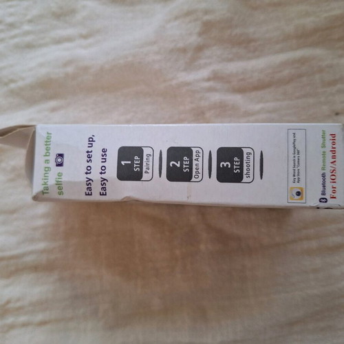 Bluetooth photo remote control black new