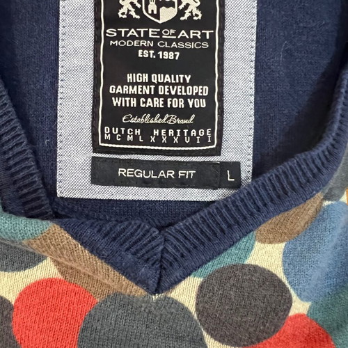 State of Art men's V-neck sweater with colorful jacquard pattern