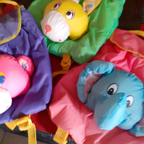 Waterproof bags with animals, pack of 3, new, missing the elephant