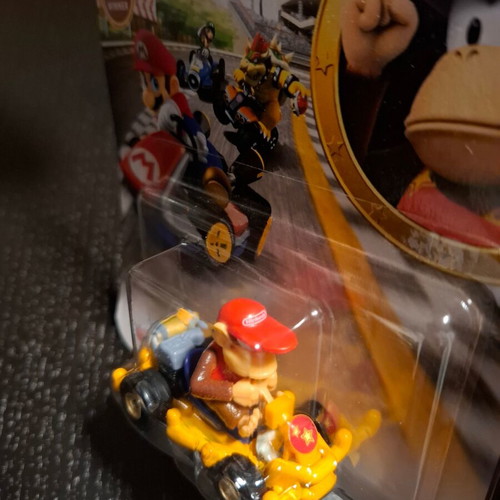 DIDDY KONG Pipe Frame Mario Kart Hot Wheels 2019 καινούργιο