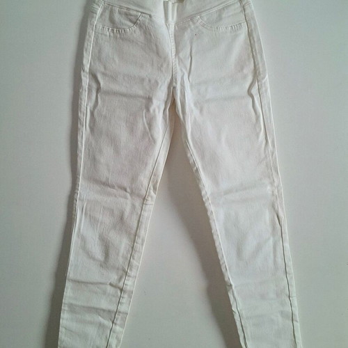 Bershka white jeans pants size Small