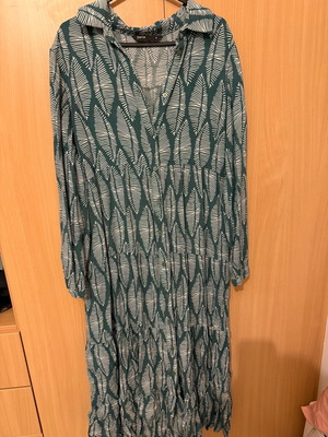 FAME maxi dress with print like new, size S/M, boho style