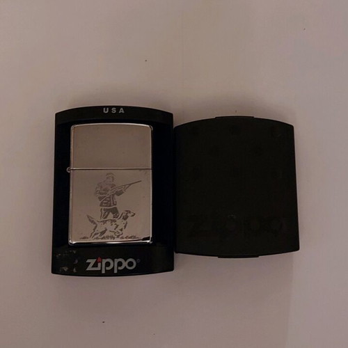 Zippo 250 Hunter Lighter new, High Polish Chrome finish
