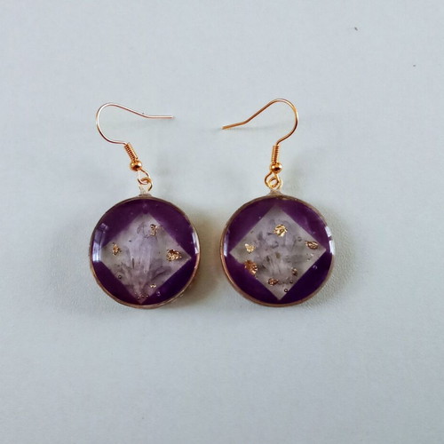 Handmade purple earrings with gold leaf and dried flowers, new