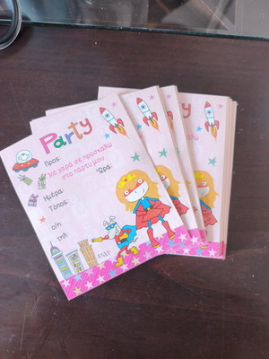Party invitation cards, pack of 10
